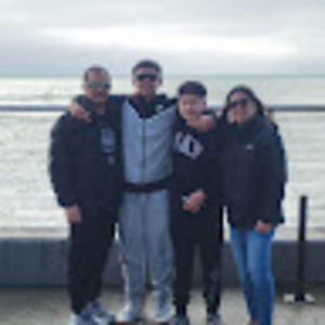 Meet your Posher, Raymond